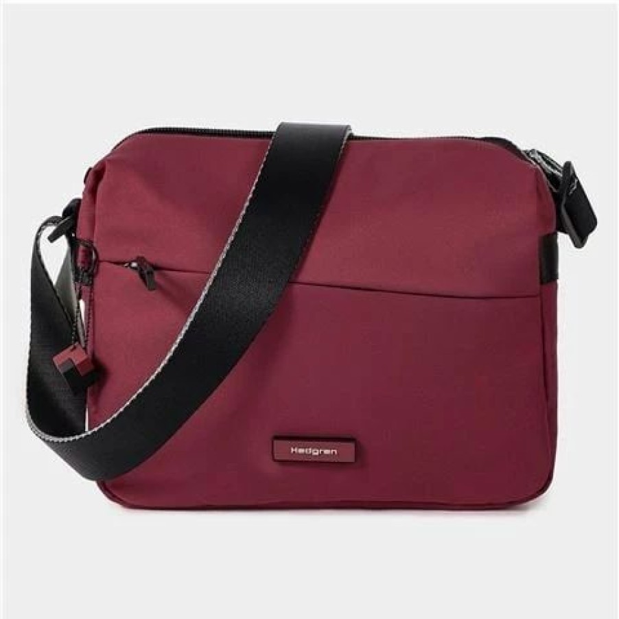 * | Hedgren Neutron M Crossbody Bag Celestial Berry