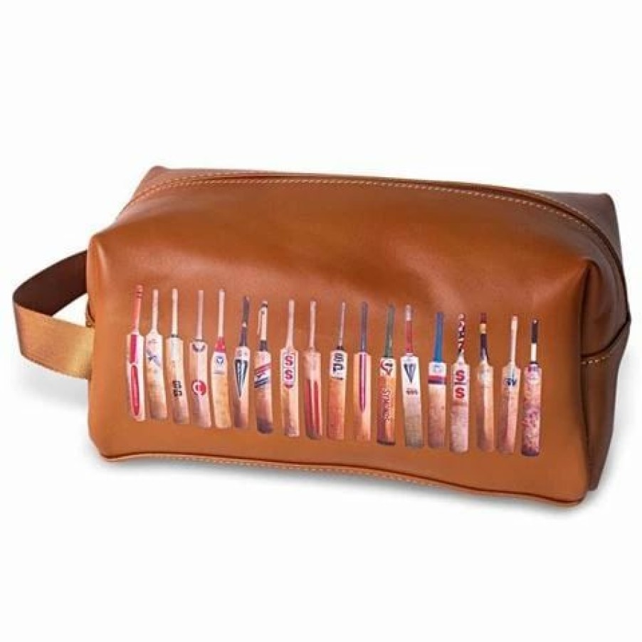 * | Sporting Nation Bat Line Up Leather Wash Bag Tan