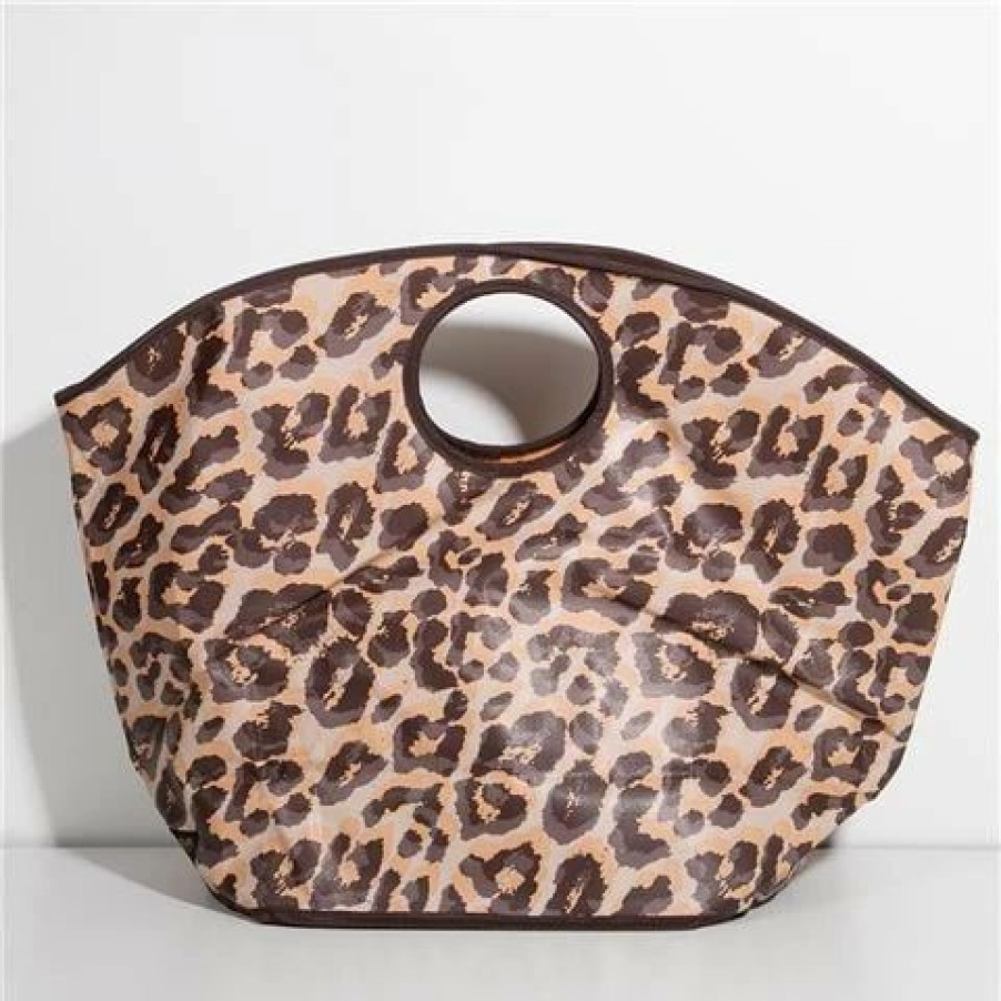 * | Fearsome Carry All Leopard